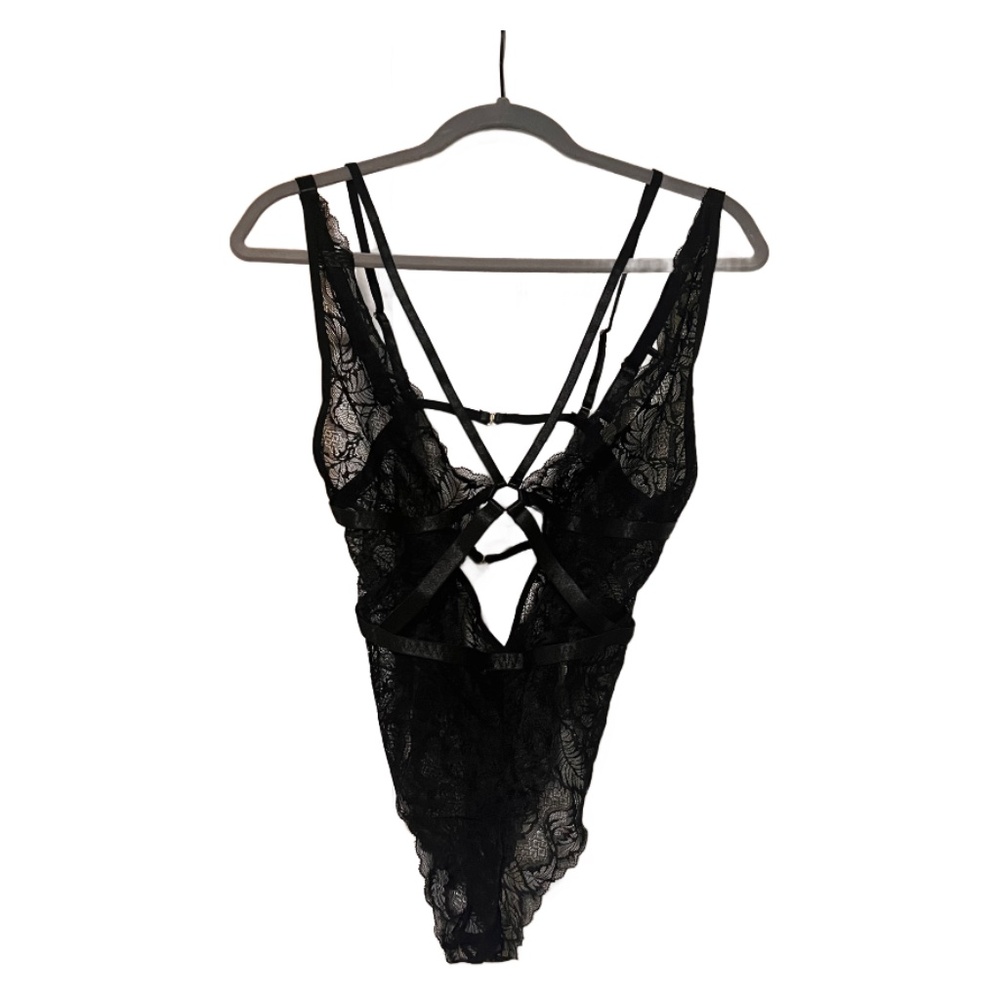 Live in the Moment Black Teddy